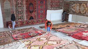 Van Çince Türkçe Tercüman , Van Halıları